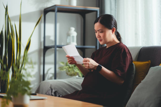 The Weekly Money Moment: A Gentle Budgeting Habit for Calmer Family Finances